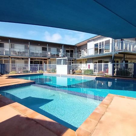 Grandeur Holiday Units เมริมบูลา ภายนอก รูปภาพ