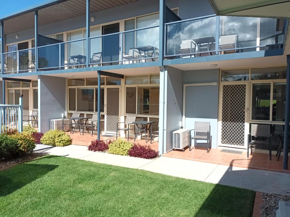 Grandeur Holiday Units เมริมบูลา ภายนอก รูปภาพ